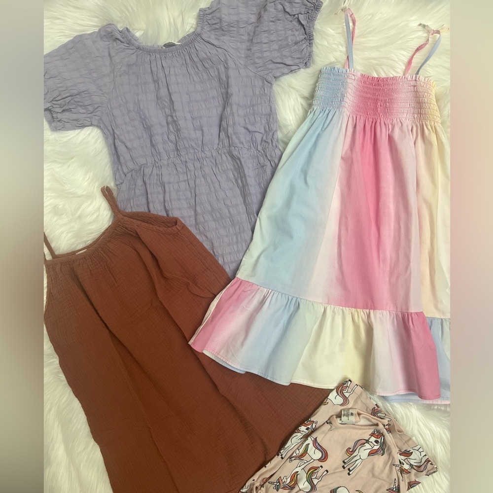 H&M Girls dress bundle of 3 + free bonus dress -size 6